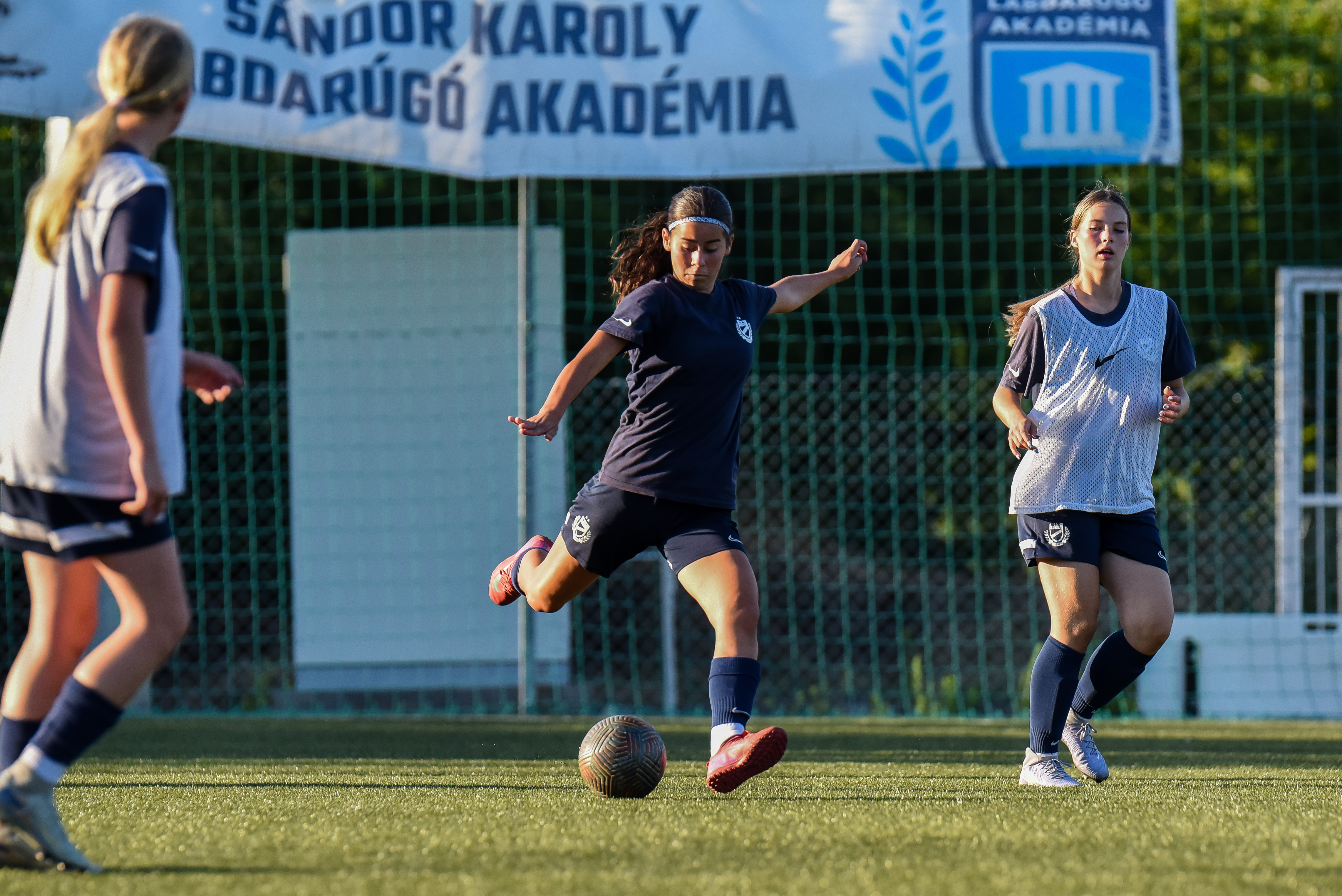 Képgaléria: Edzésben U17-es együttesünk